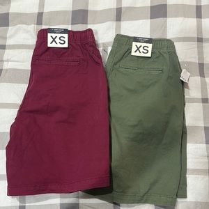 2 pairs of GAP 7” easy shorts Size XS NWT